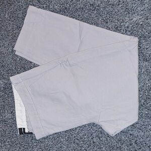 🌟 J. Crew Martie cropped pants. Light gray. Size 12.